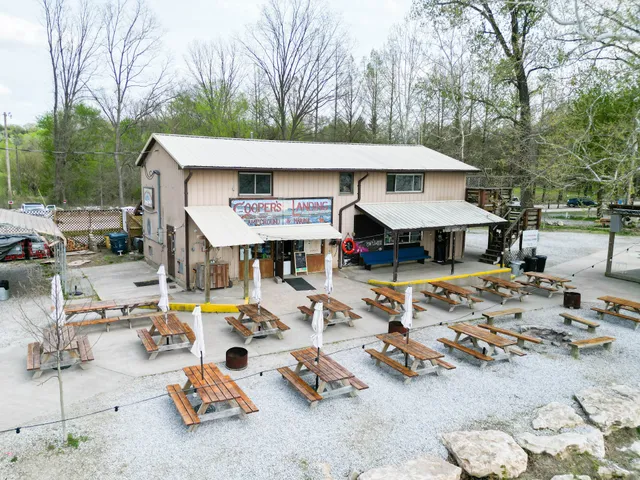 Cooper's Landing Riverside Resort & Marina