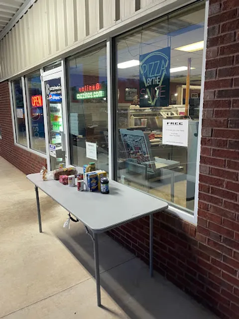 Cuzzino's Cafe & Pizzeria