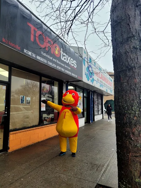 Toro Taxes East Elmhurst