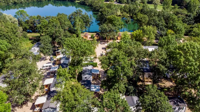 Camping Les Voiles De Laives