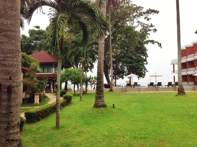 Prasarnsook Villa Beach Resort