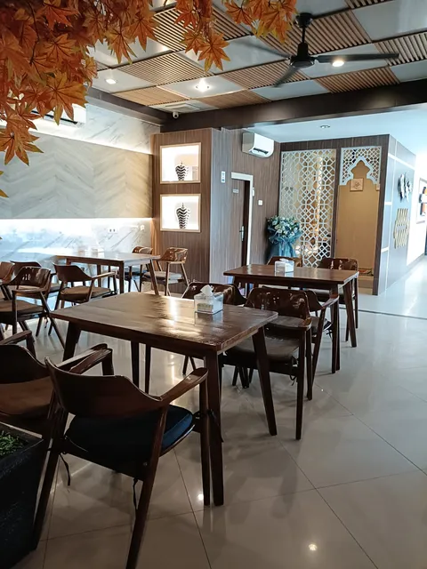 SevenDoors Coffee & Eatery