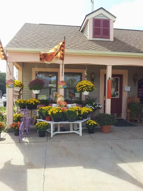 Country Carriage Floral & Green House