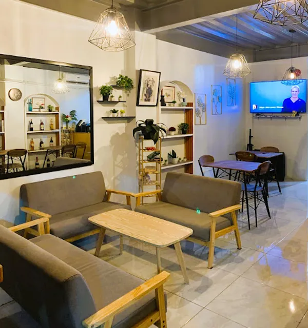 La Dadoule Pizza & Coffee Bar