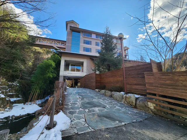 Gunmafujiokamorinoonsen Hotel Resort