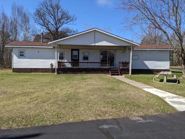 U.P. Sunrise Cottages