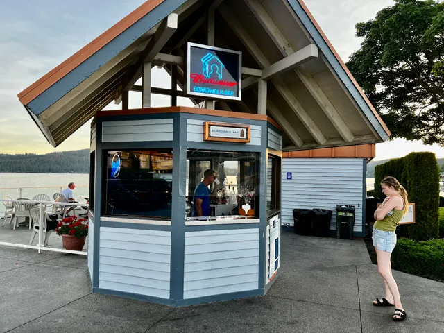 Boardwalk Bar