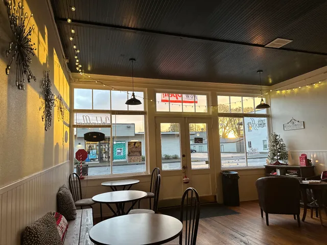 Milk & Bean Coffee House