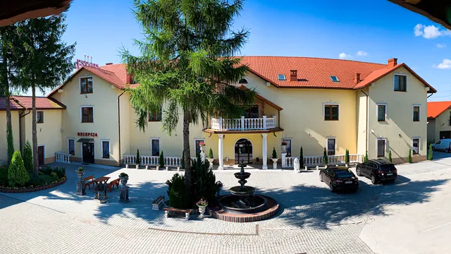 Antyczny Dwór Hotel Wellness & Spa | Wesela | Imprezy Plenerowe | Rzeszów