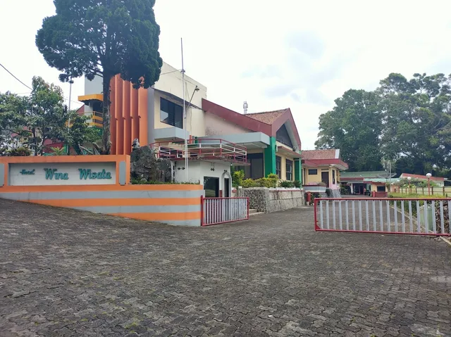 Hotel Wina Wisata