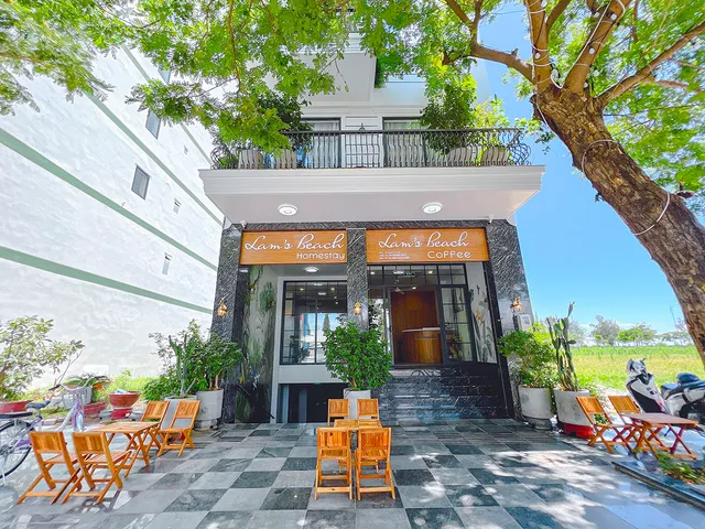 Lam's Beach Homestay