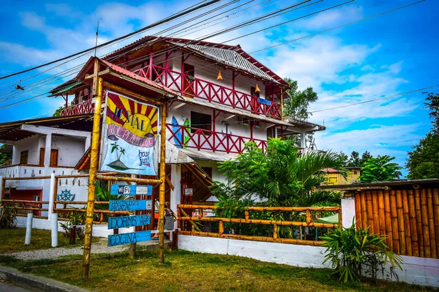 Hotel Sol Playa Café / Sun Beach Cafe Hotel