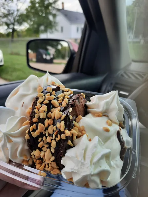 4 Queens Dairy Cream