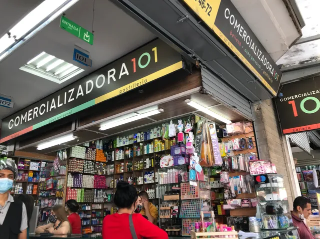 Commercial Passage East