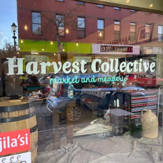 Harvest Collective Market and Mendery