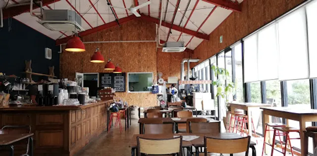 Elmer's Green Coffee And Bakes