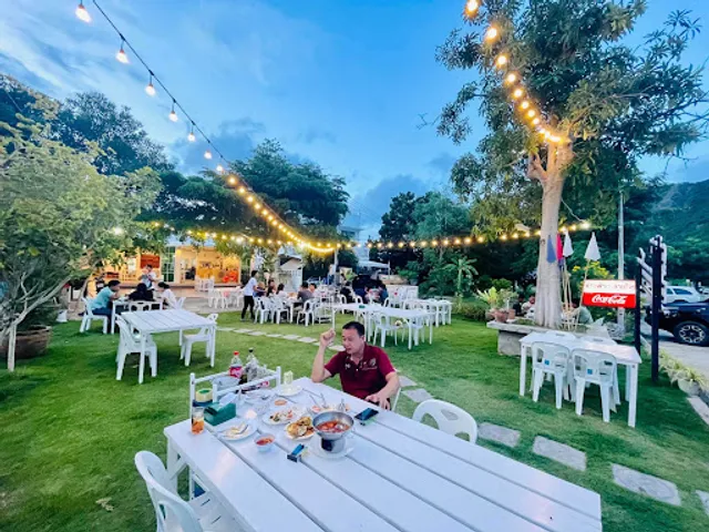 Khrua FA Thalai Chon