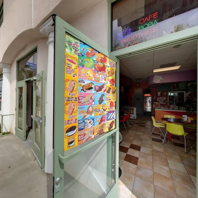 Yum Yum Yo Frozen Yogurt/Sandwiches/Boba