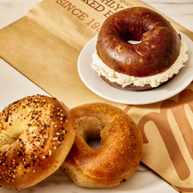 Manhattan Bagel