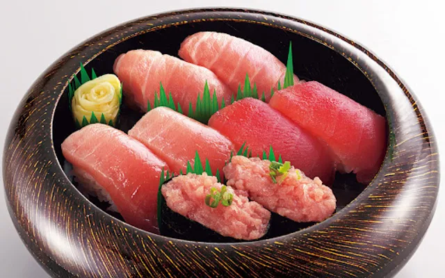 Tsukijikaihin Kazoten