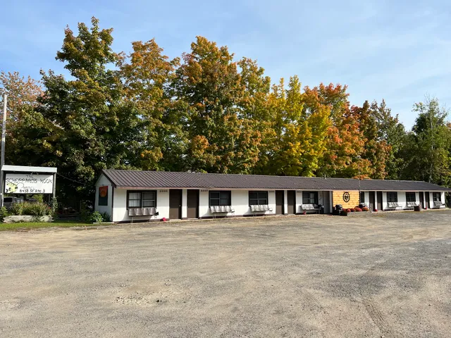 The Scheppard’s Hook Motel