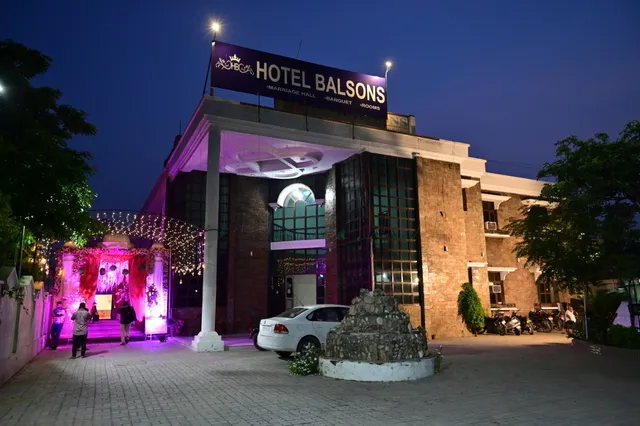 Hotel Balsons