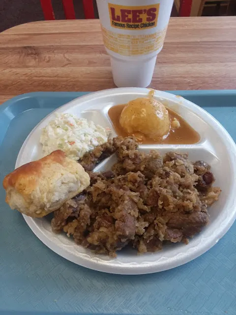 Lee's Famous Recipe Chicken