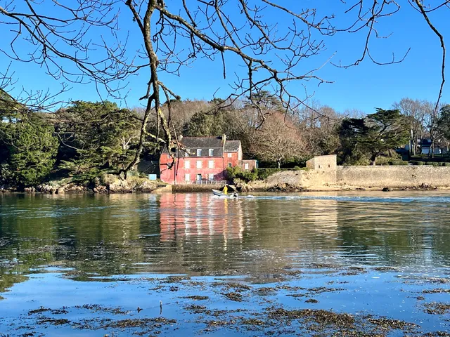 Point de vue sur la maison rose