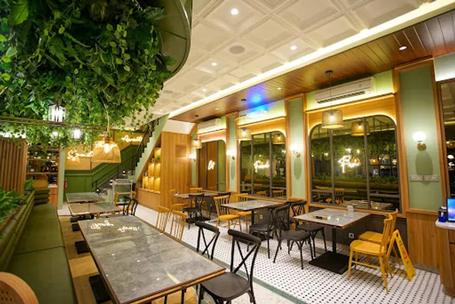 Akibat Bebek Muda Gading Serpong