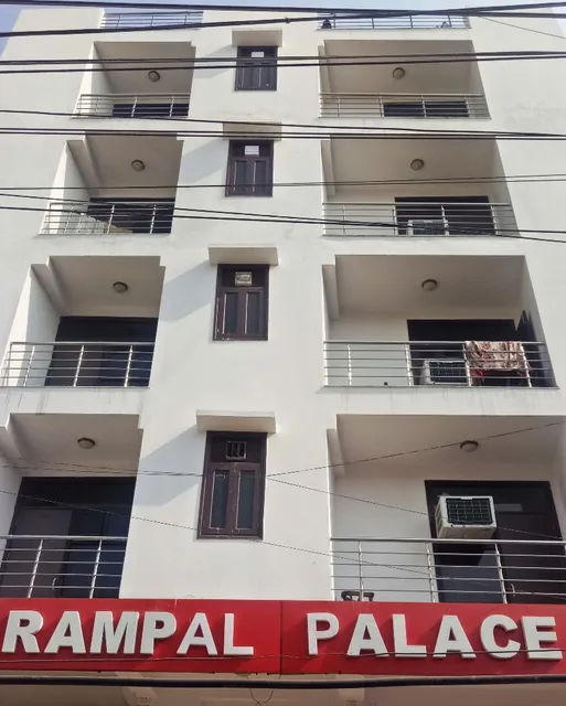 HOTEL RAMPAL PALACE