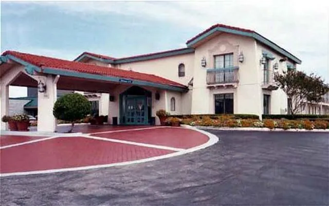 Motel 6 Dallas - Plano - Southeast