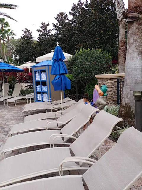 Coconuts Poolside Bar & Grill