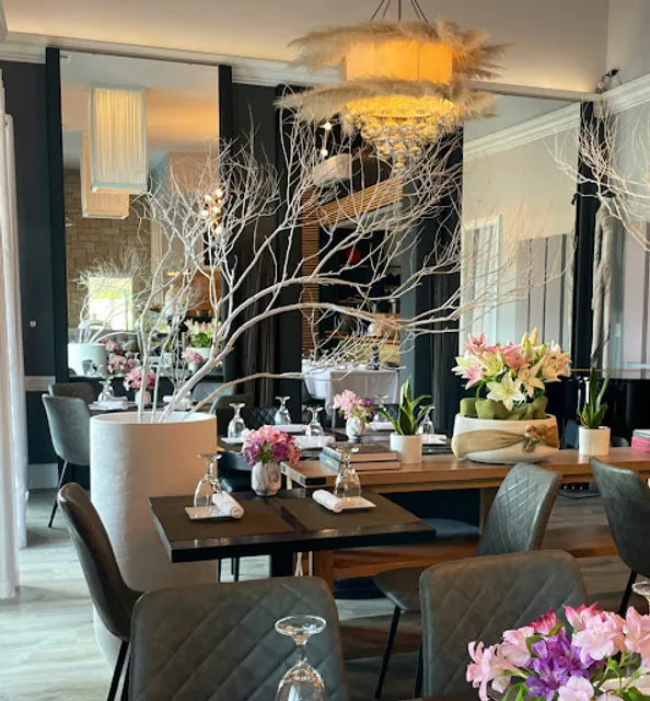 Flair Fusion Restaurant