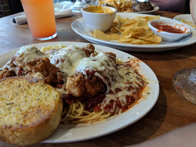 Cheddar's Scratch Kitchen