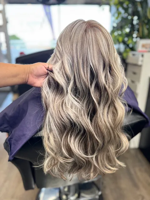 Kenya's Hair Salon & Barber Shop