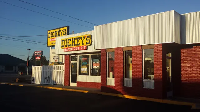 Dickey's Barbecue Pit