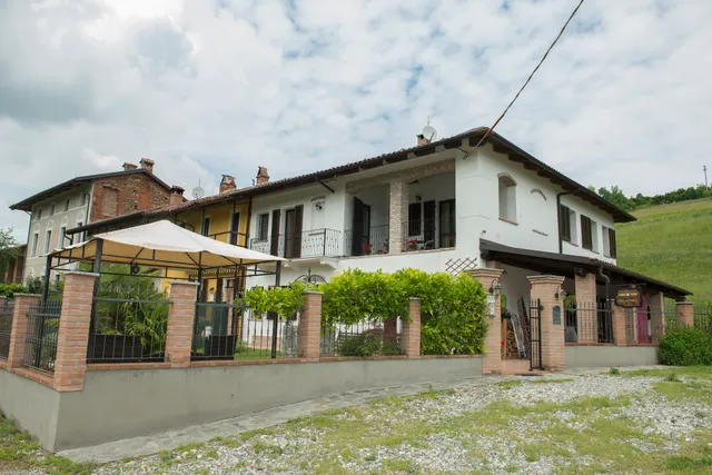 Pura Vida Bed and Breakfast CIN IT001060C1SM4K5ICN