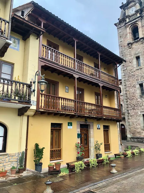 Apartamentos Puente Viesgo Viviendas Rurales