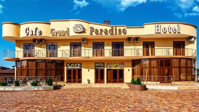 Гостиночно-ресторанный комплекс Grand Paradise