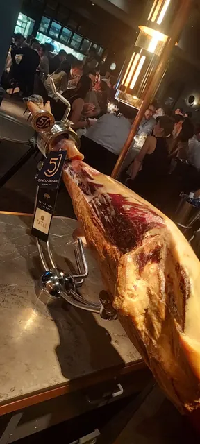 CORTES PADILLA 2 - Cortador de jamón (Bodas / Catering / Eventos / Corte a cuchillo + Envasado)