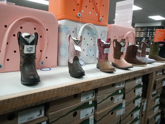 French's Shoes & Boots