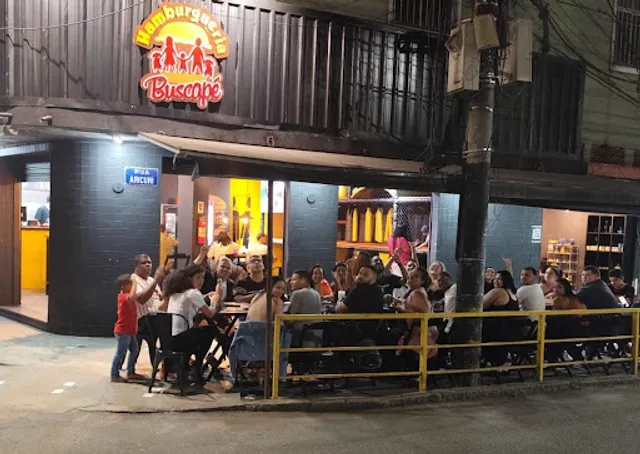 HAMBURGUERIA BUSCAPÉ - MAGALI