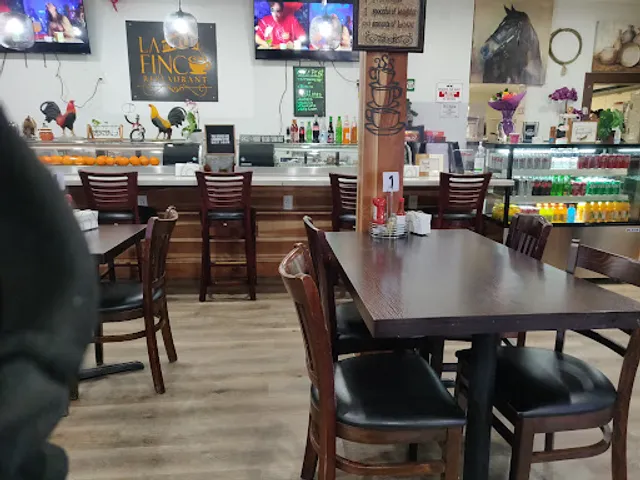 La Finca Restaurant & Bar