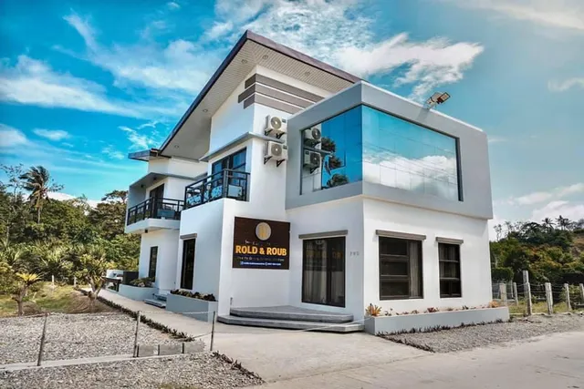 Rold and Roub Home Suites by Cocotel