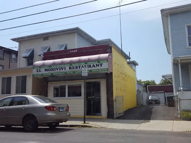 El Morivivi Restaurant