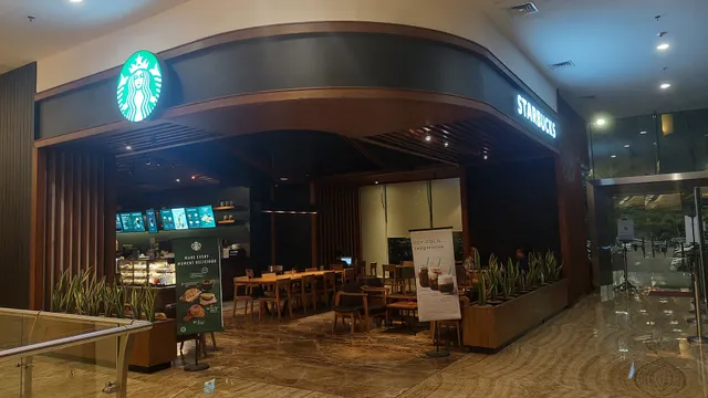Starbucks Tokopedia Tower
