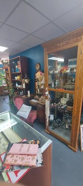 Market Street Treasures (Spokane)