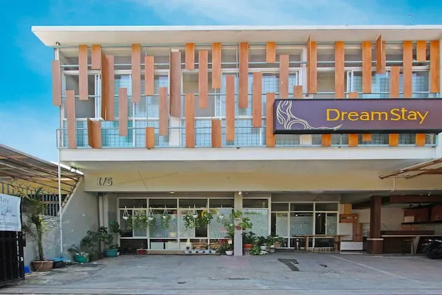 OYO 91531 Dreamstay 2 NearLawang Sewu
