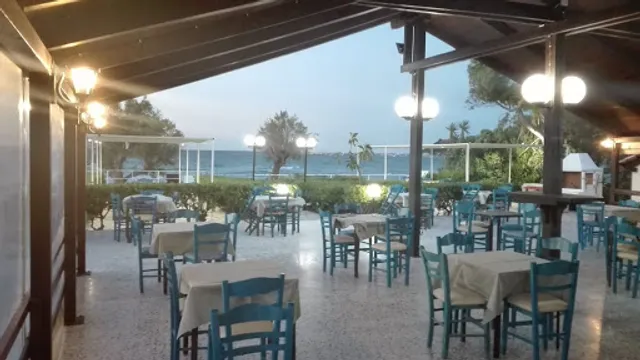 Oasis Beach Bar