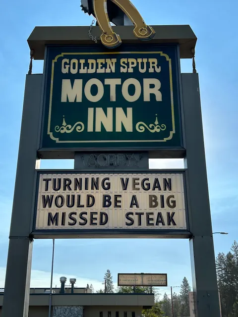 Golden Spur Motor Inn